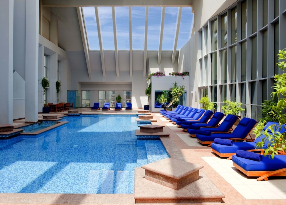 swimming pool spa