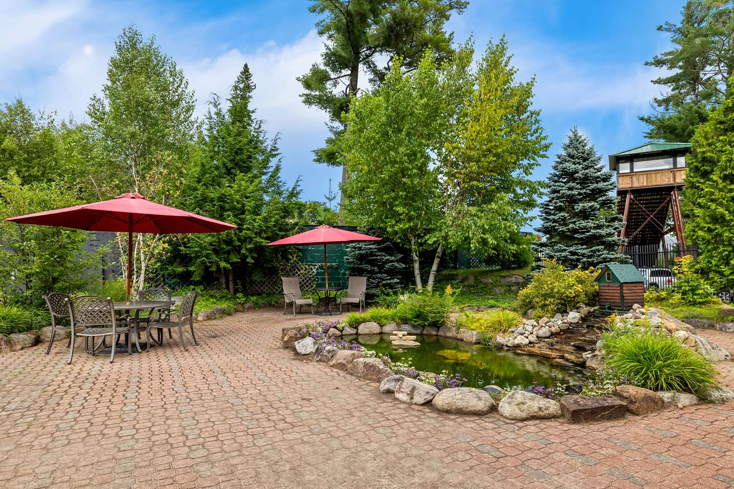 Best Western Adirondack Inn 16/17
