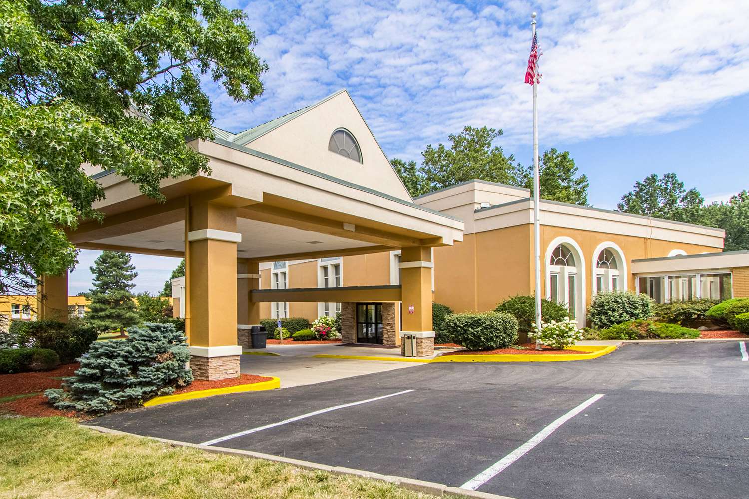 OYO Greenridge Hotel 30/30