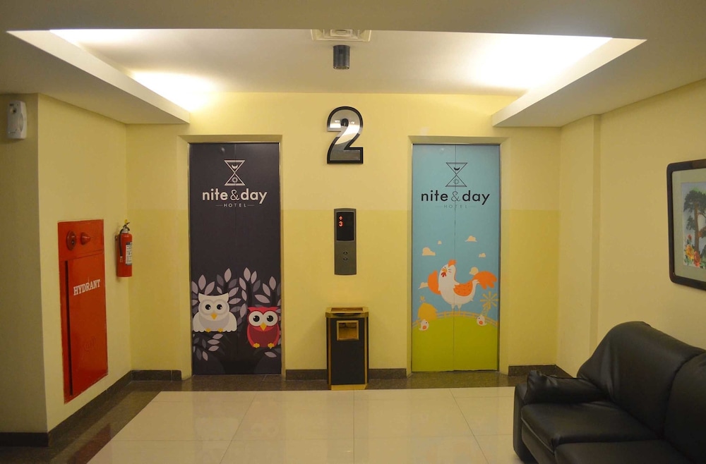 World Hotel Jakarta - Bandengan 6/50