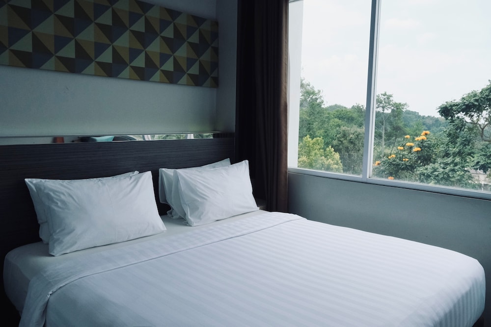 Clove Garden Hotel & Residence 15/58