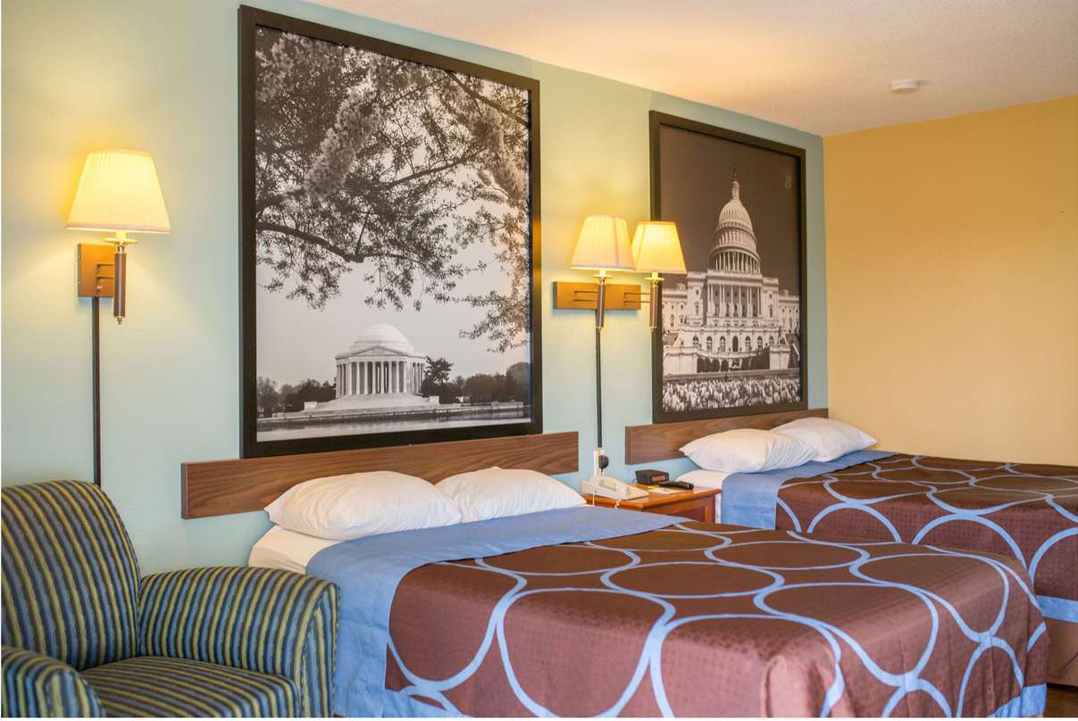 Super 8 by Wyndham Alexandria/Washington D.C. Area 8/12