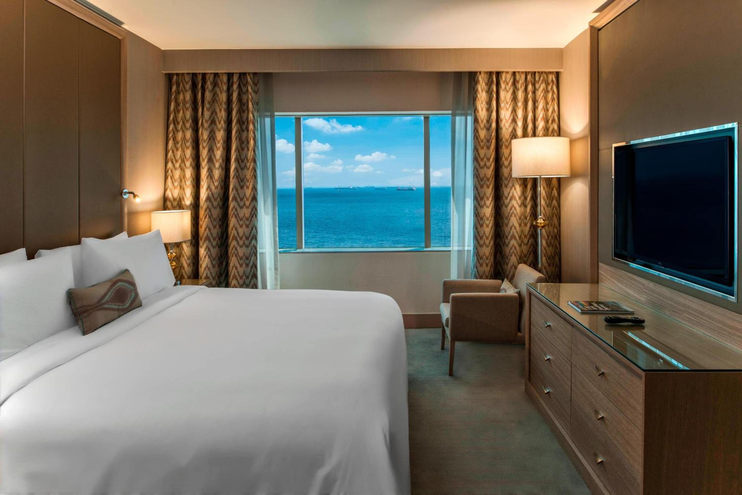 Marmara, Suite, King Bed, Sea View, Lounge Access