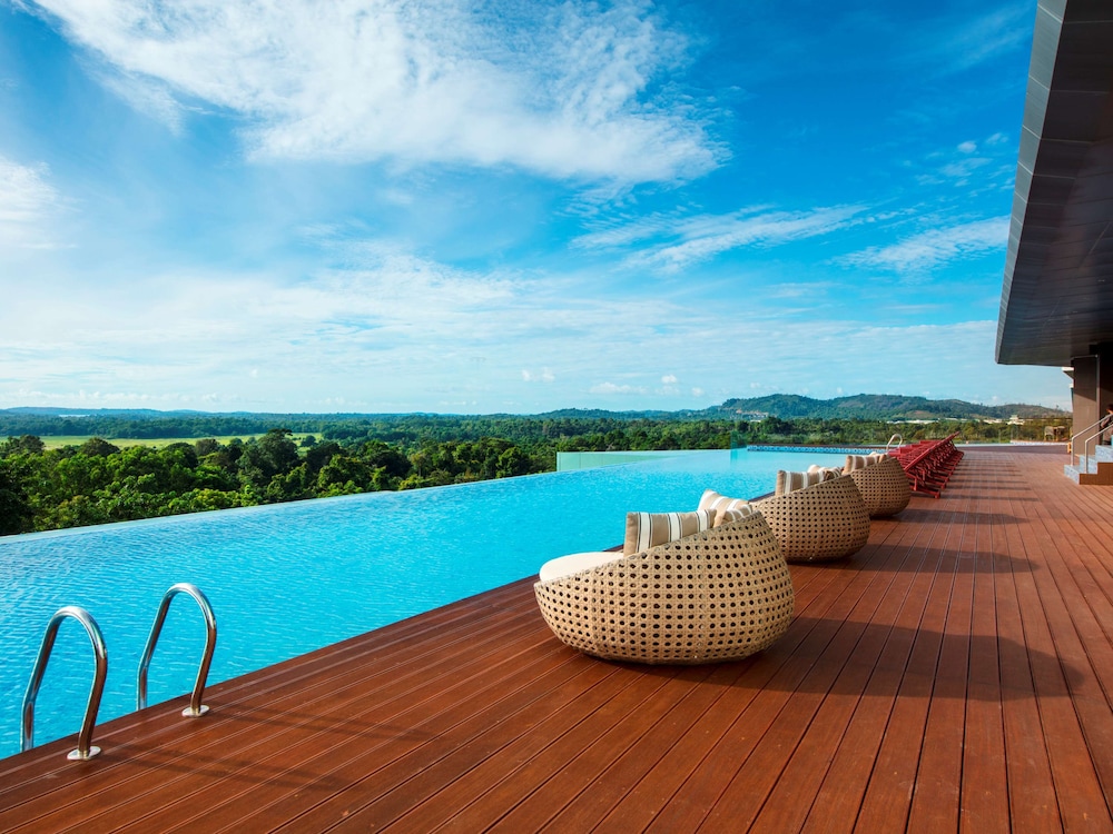 Wyndham Panbil Batam 103/105