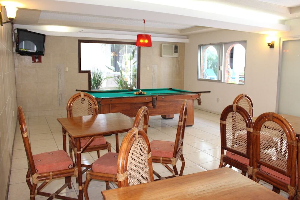 VF Villa Florencia Hotel 51/58