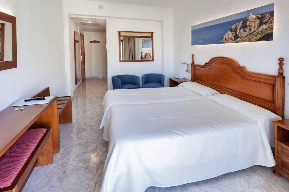 Hotel Amoros 18/69