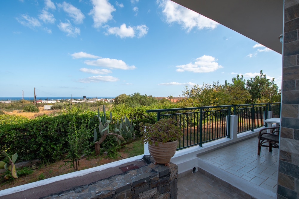 Villa Medusa 37/50
