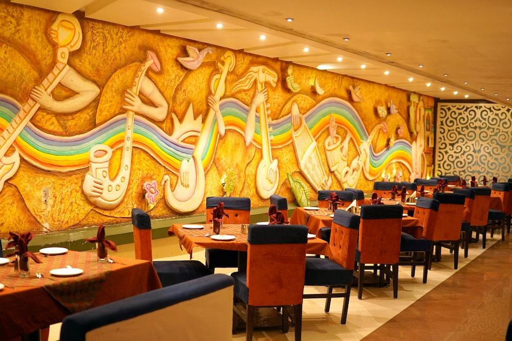 Hotel Venkatesh International 19/20