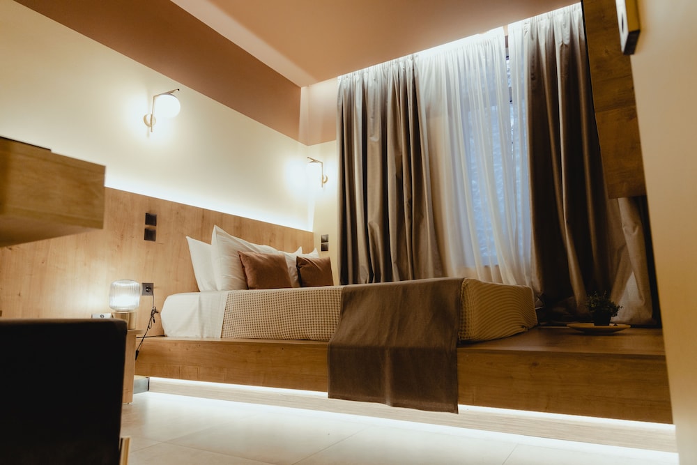 Metis Urbane Living Spaces 15/50