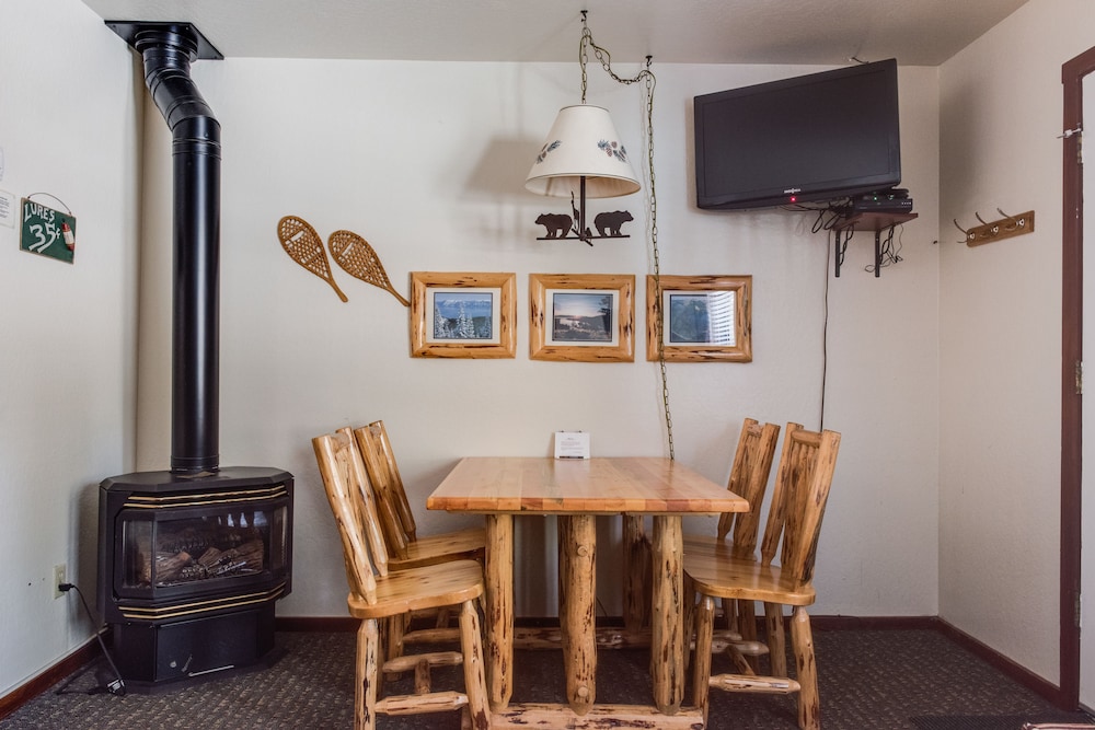 Franciscan Lakeside Lodge 42/73