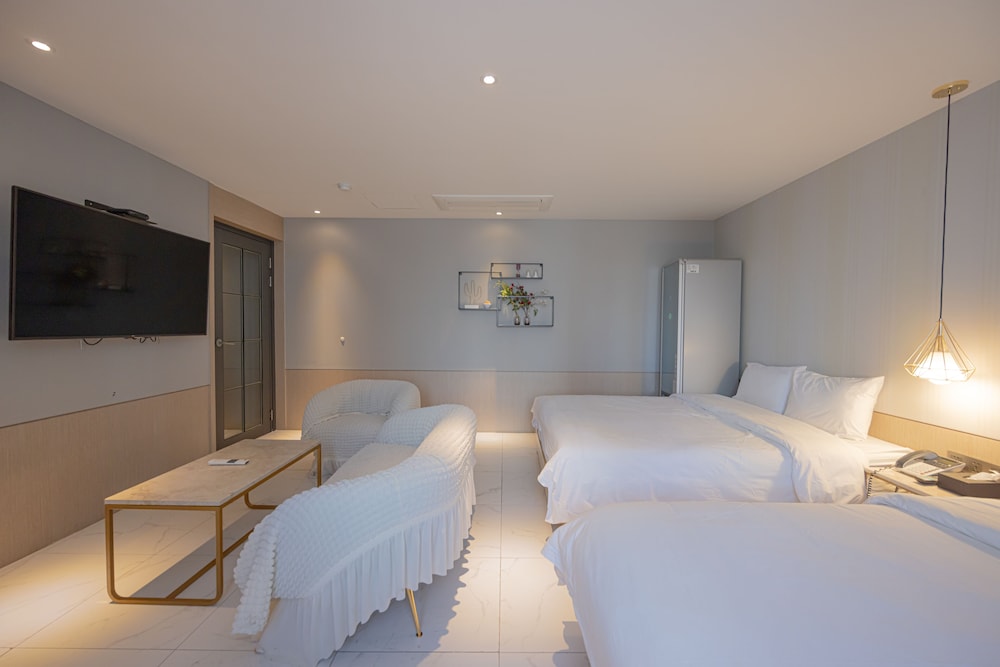 Hound Hotel Seomyeon-Bumcheon 15/50