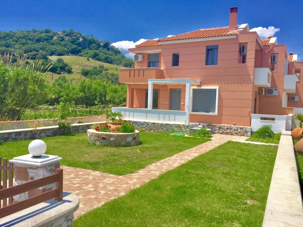 Nitelli's Houses 30/40