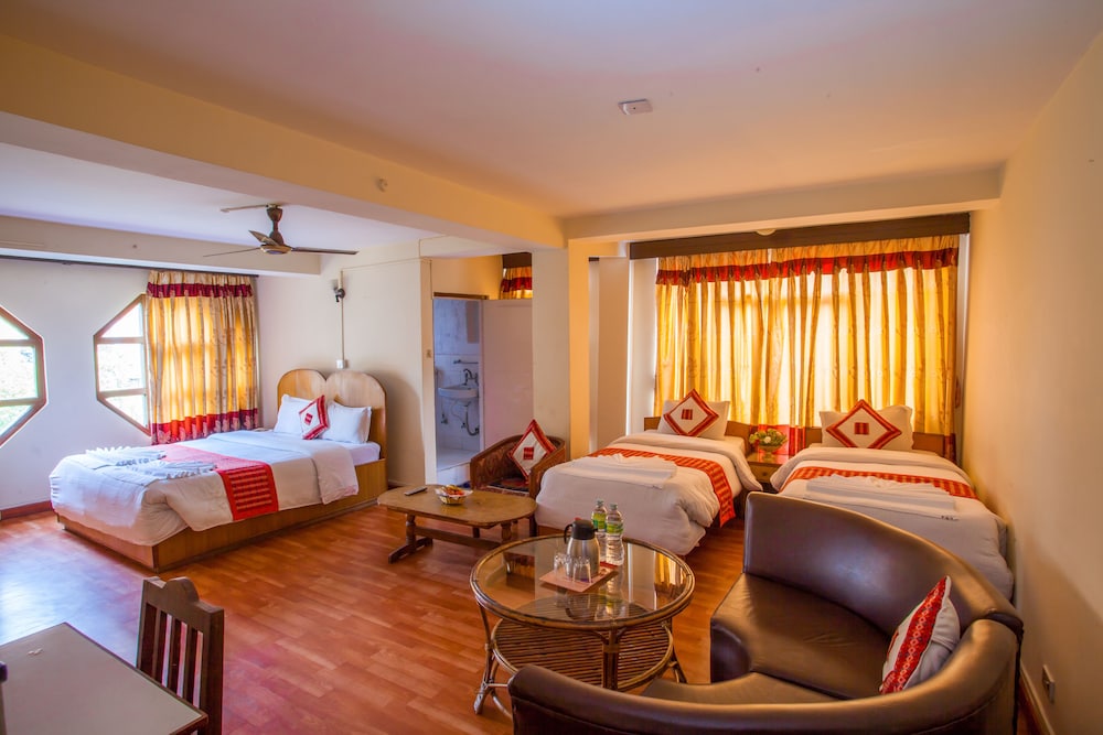 Pilgrims Guest House 50/58