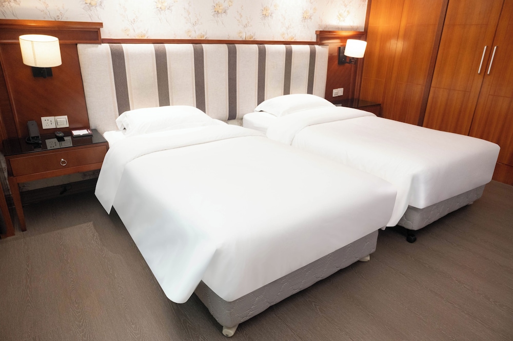 Yuezhi Hotel (Guangzhou Yuexiu Park Subway Station Store) 33/63