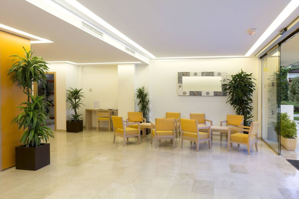 Cabot Tres Torres Apartamentos 52/65
