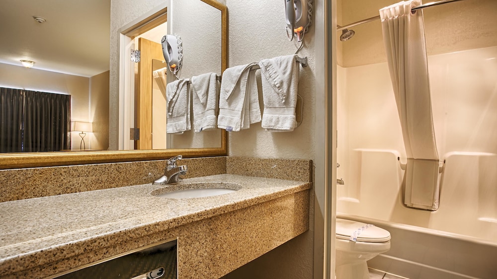 SureStay Hotel by Best Western Ottawa 18/42