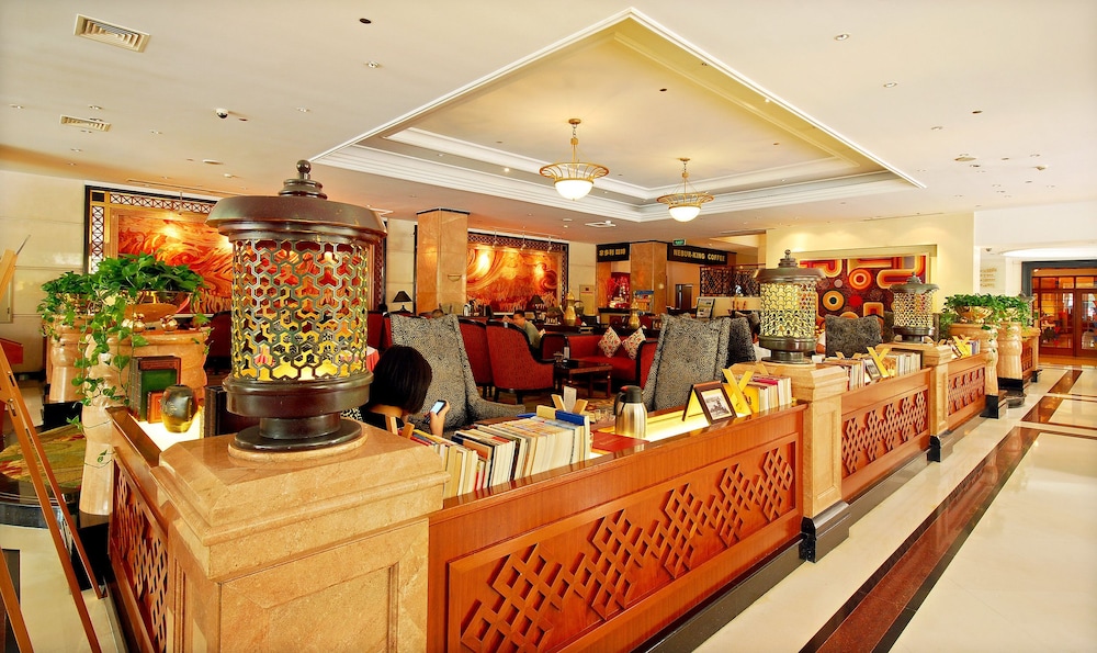 Tibet Hotel Chengdu 40/50