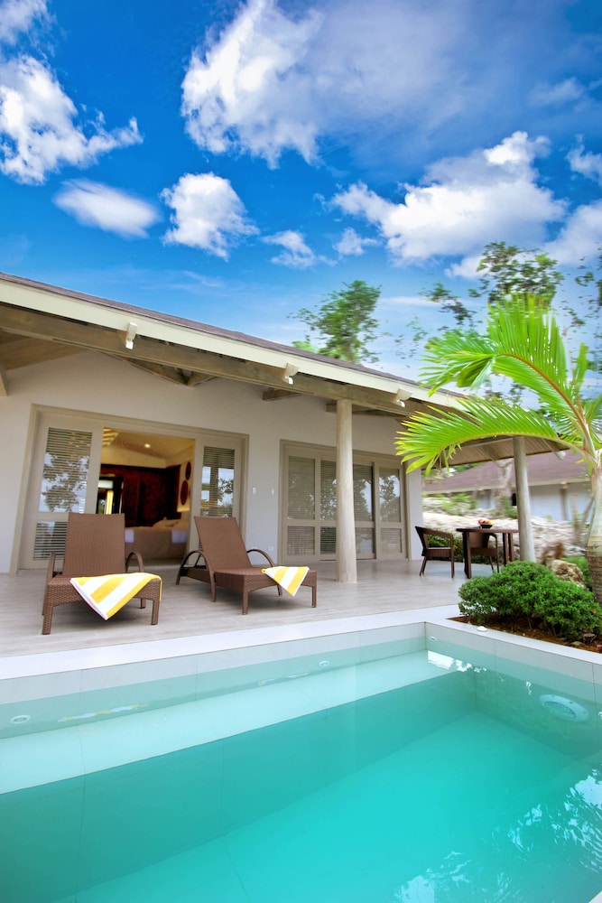 Bohol Shores 44/50