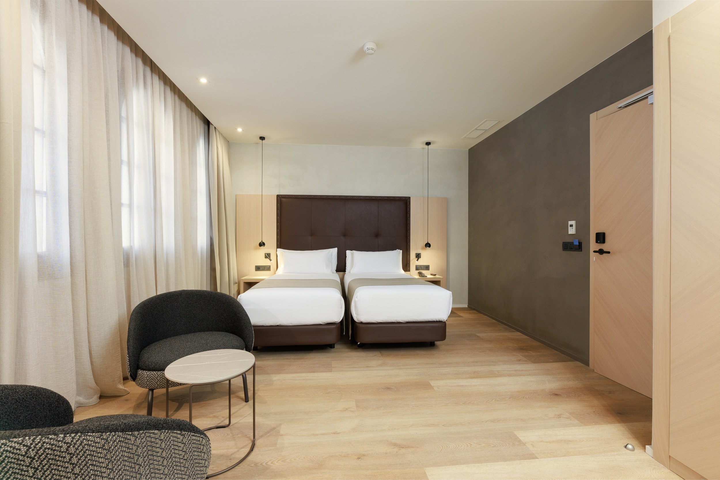 غرفة سوبيريور بسرير مزدوج أو سريرين منفصلين، Gran Hotel Barcino 4/10