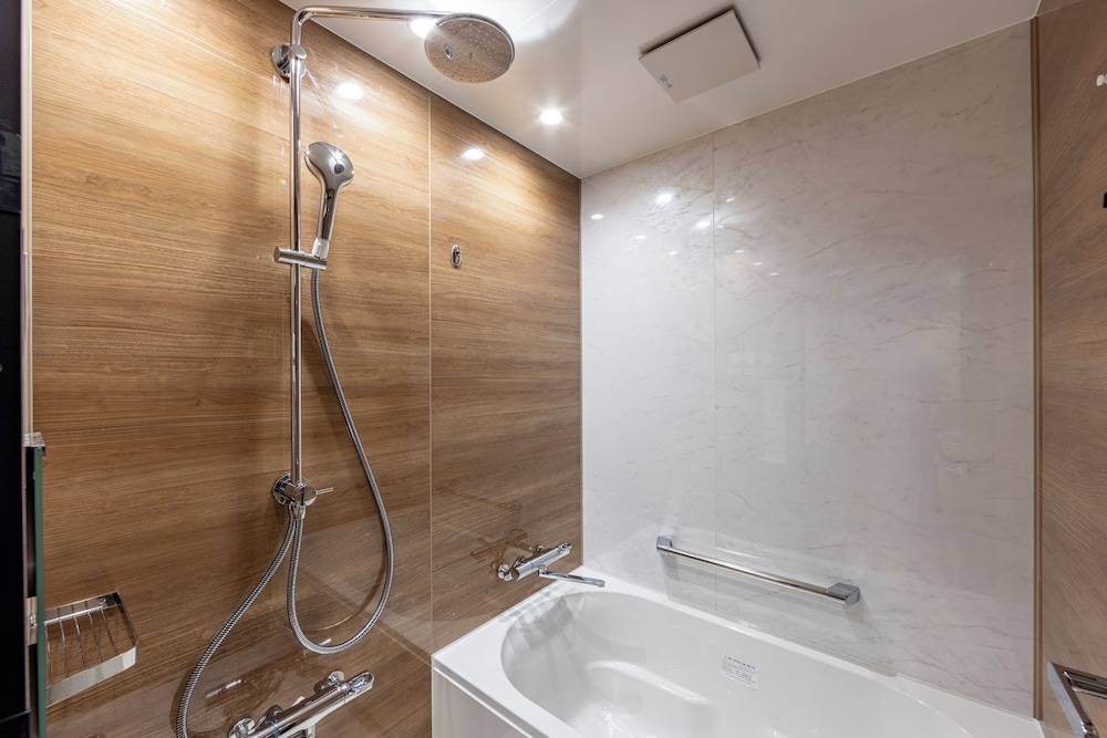 غرفة ديلوكس بسريرين منفصلين مع أريكة، Tokyu Stay Shibuya 8/10
