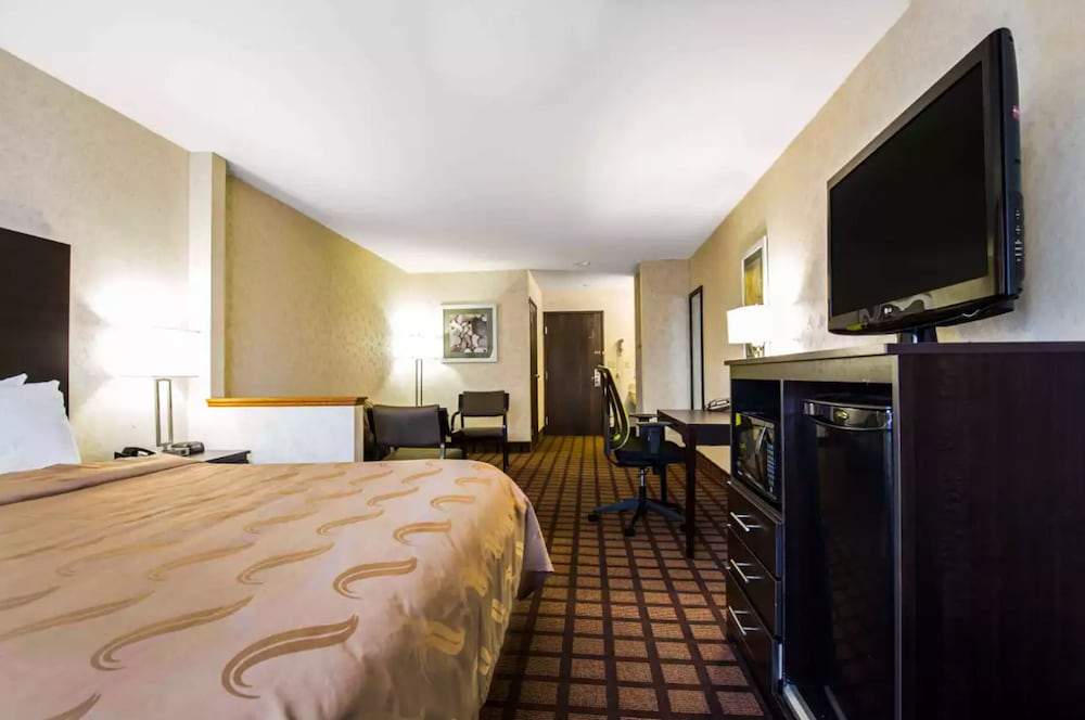 Upgrade, Suite, King Bed, Accessible