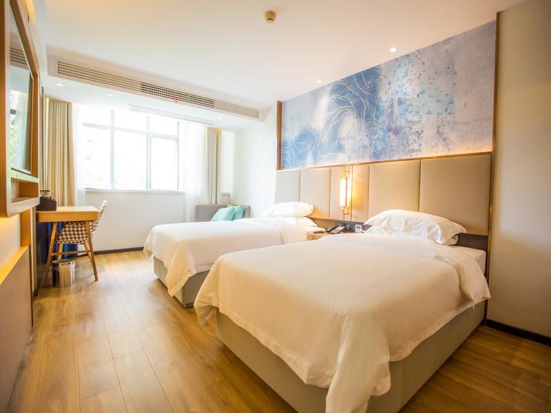 GreenTree Eastern Huaian Suning Plaza Huaihai Road West Hotel 35/65