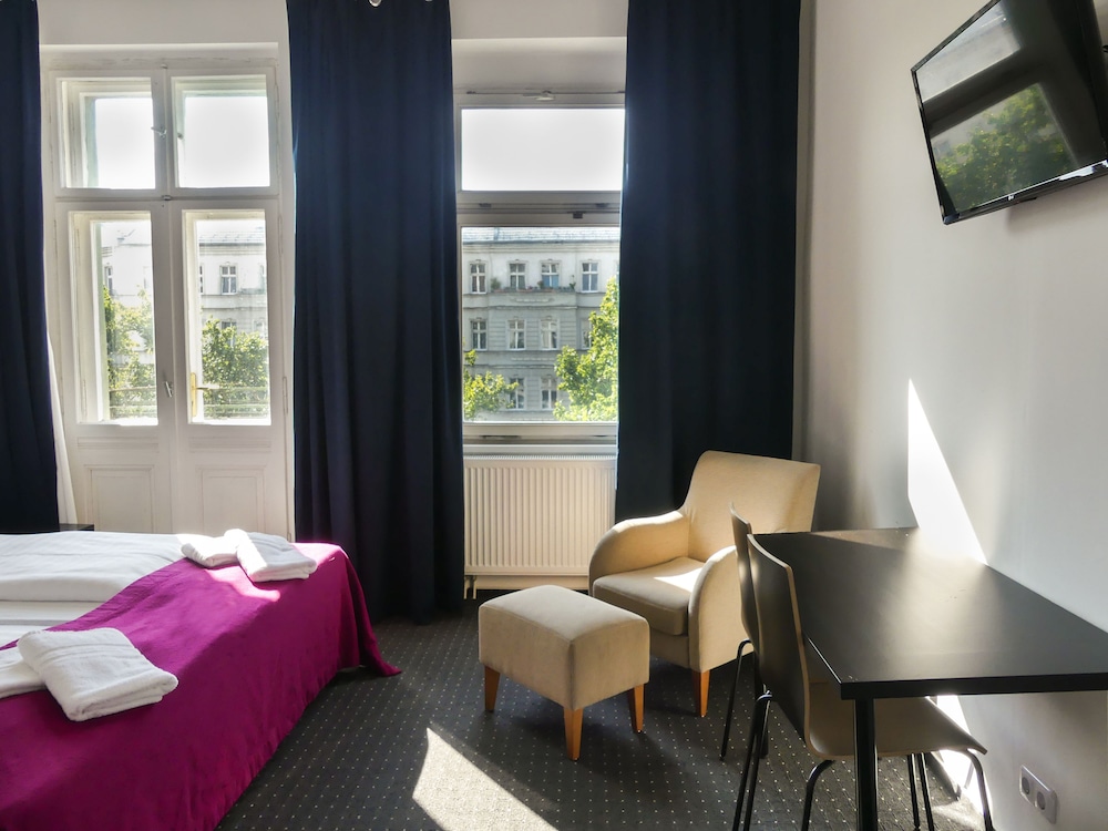 Hotel Goldmarie 22/56