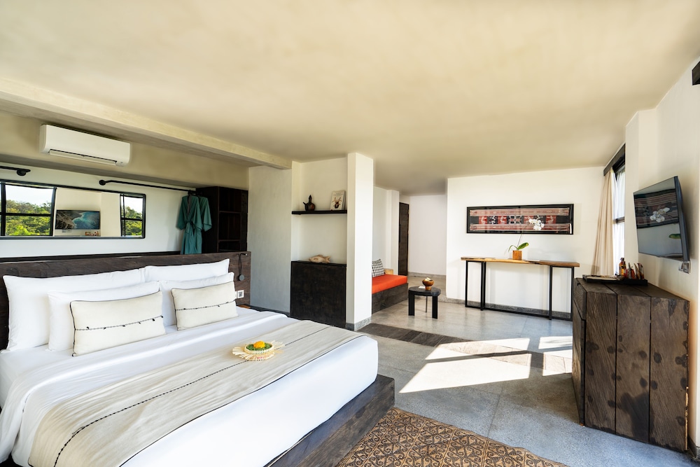 Two Bedroom Duplex Pool Villa with Valley View