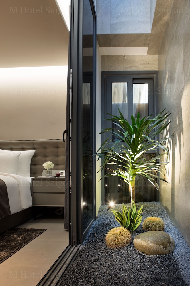 M Hotel Saigon 5/70