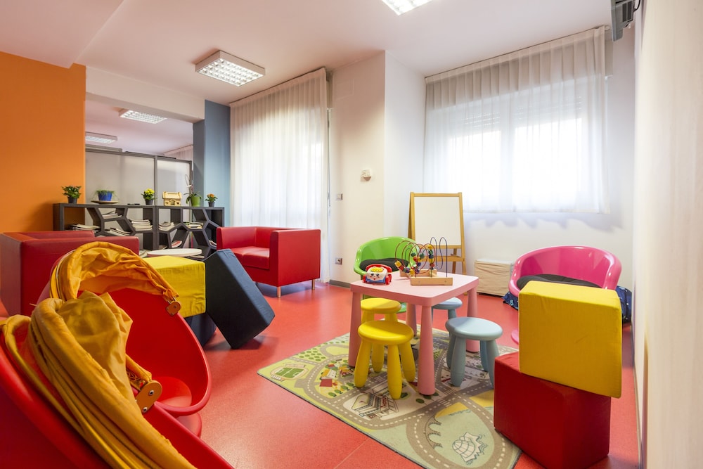 Hotel Sharing 62/67