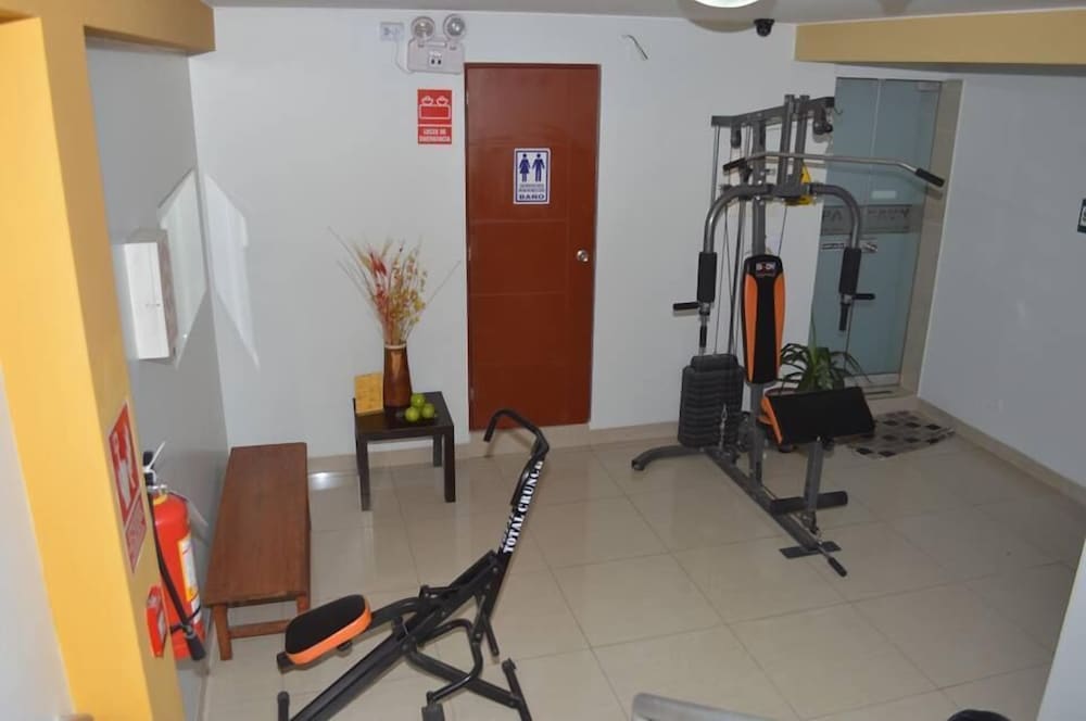 ROYAL INCA HOTEL 27/63