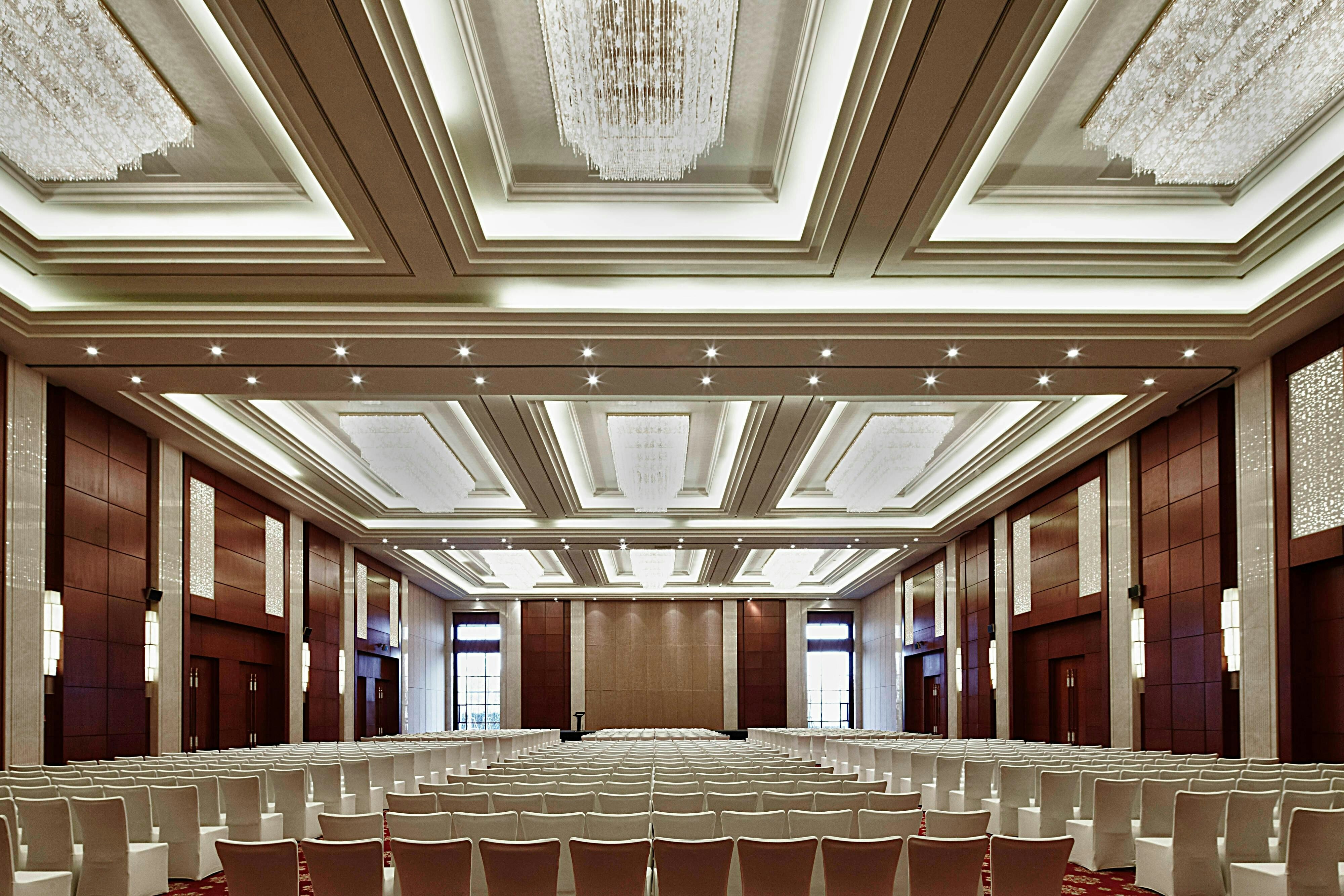 The Lakeview Tianjin -- Marriott Executive Apartments 3/9
