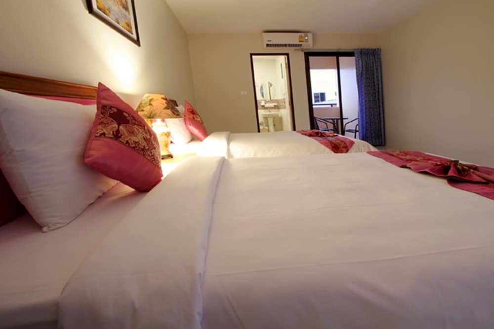 Phuket Airport Inn 17/52