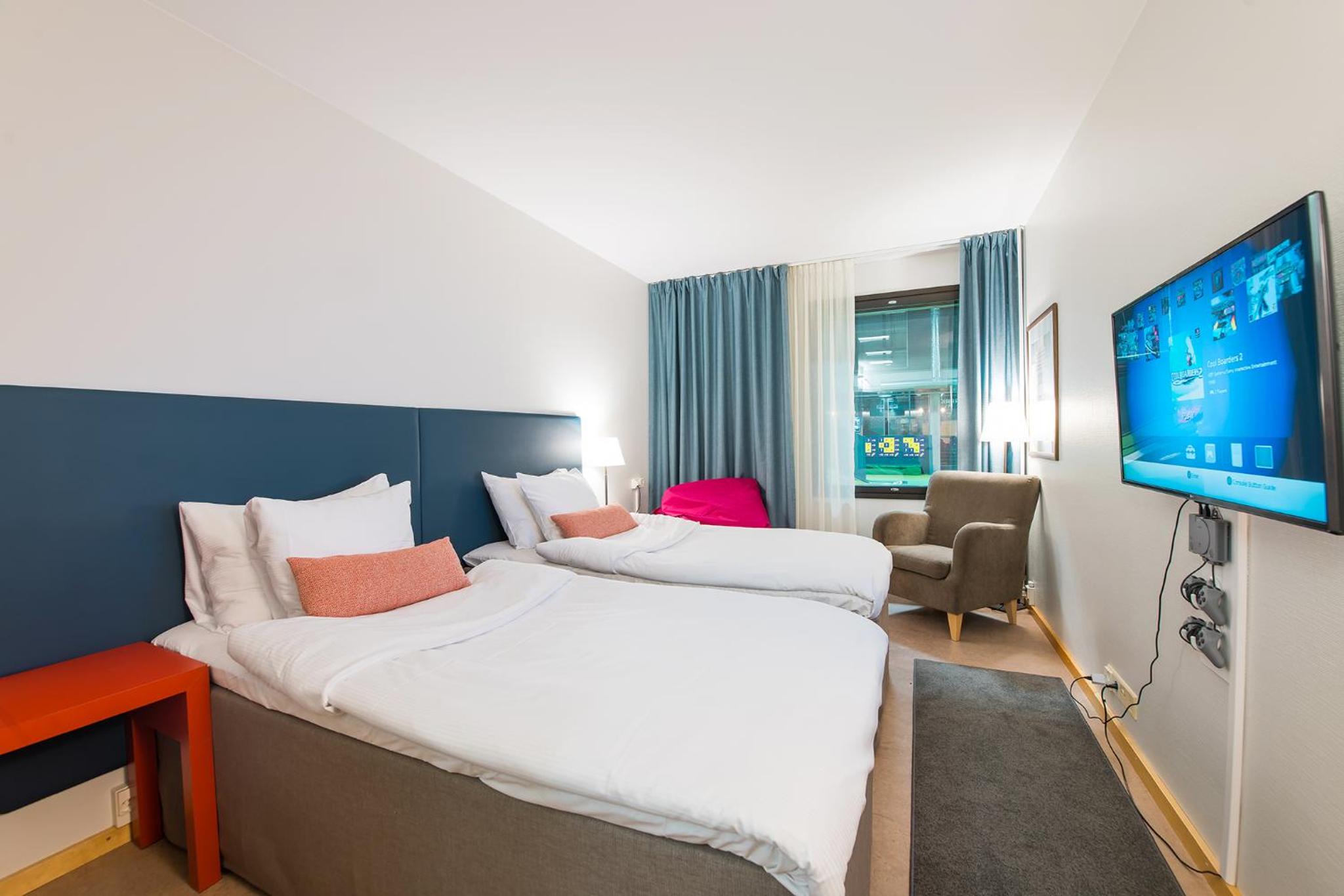 Inner, Standard, Twin Beds