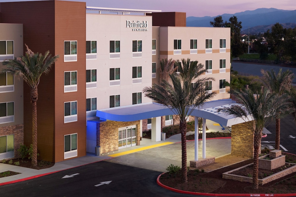 Fairfield Inn & Suites Chino 1/27
