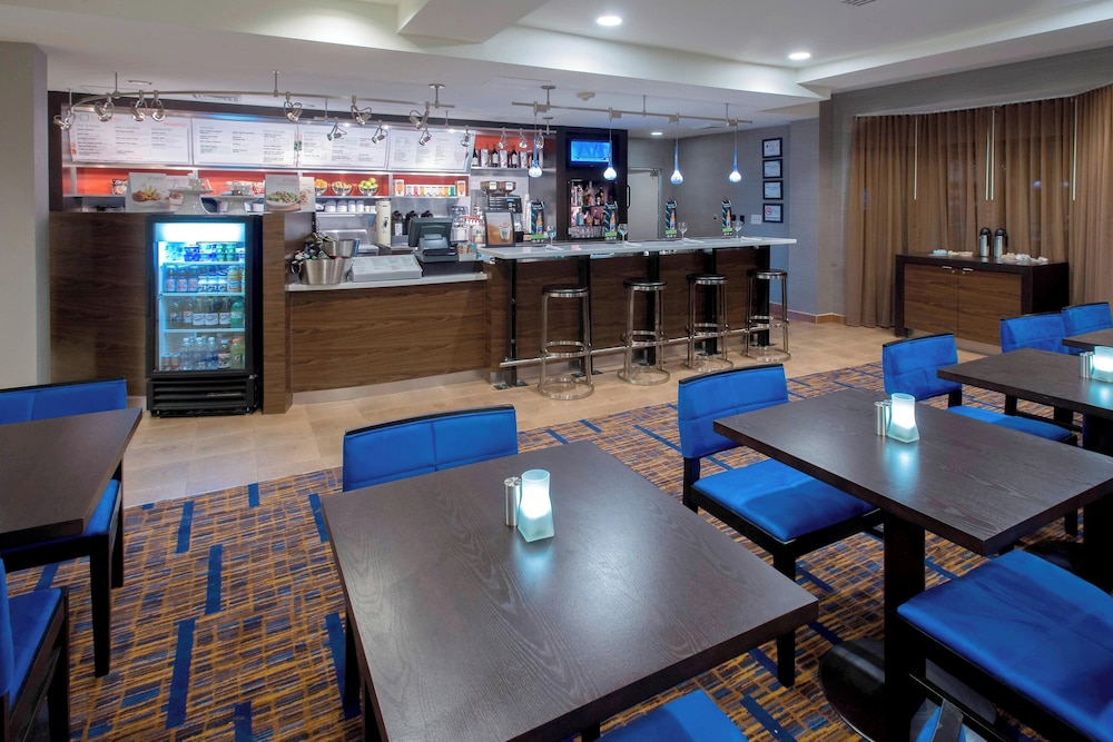 Courtyard By Marriott Winston-Salem Hanes Mall 46/66