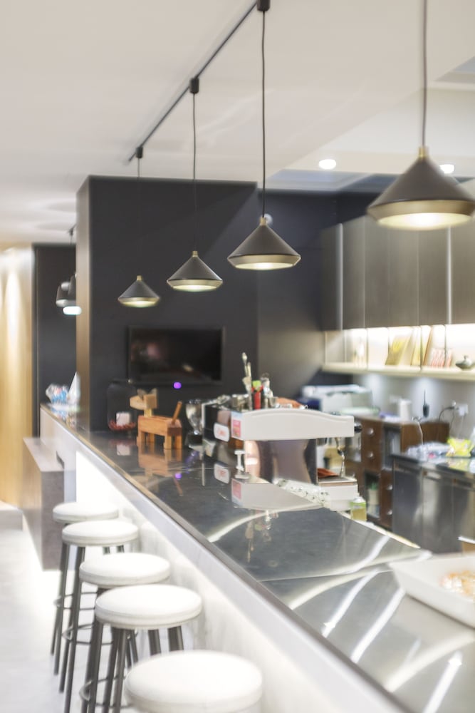 Hub Hotel 50/57