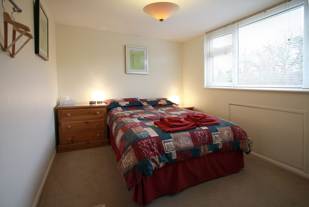 Abacus Bed and Breakfast 12/47