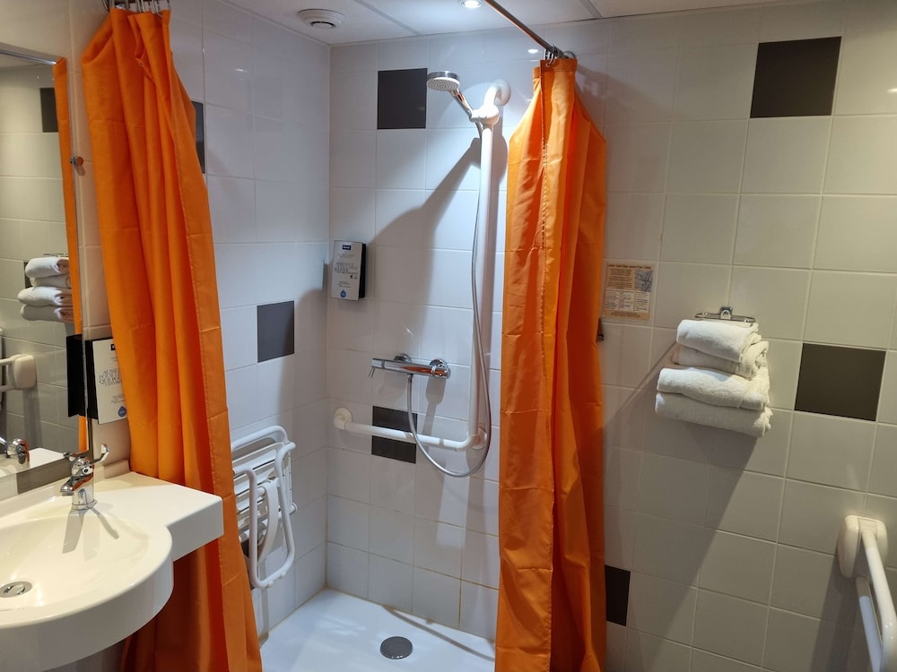 Hotel Kyriad Angouleme Nord Champniers 72/73