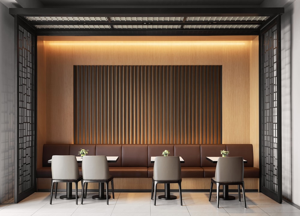 G Hotel Gurney 47/60