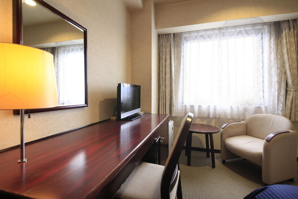 Quintessa Hotel Ogaki 61/67