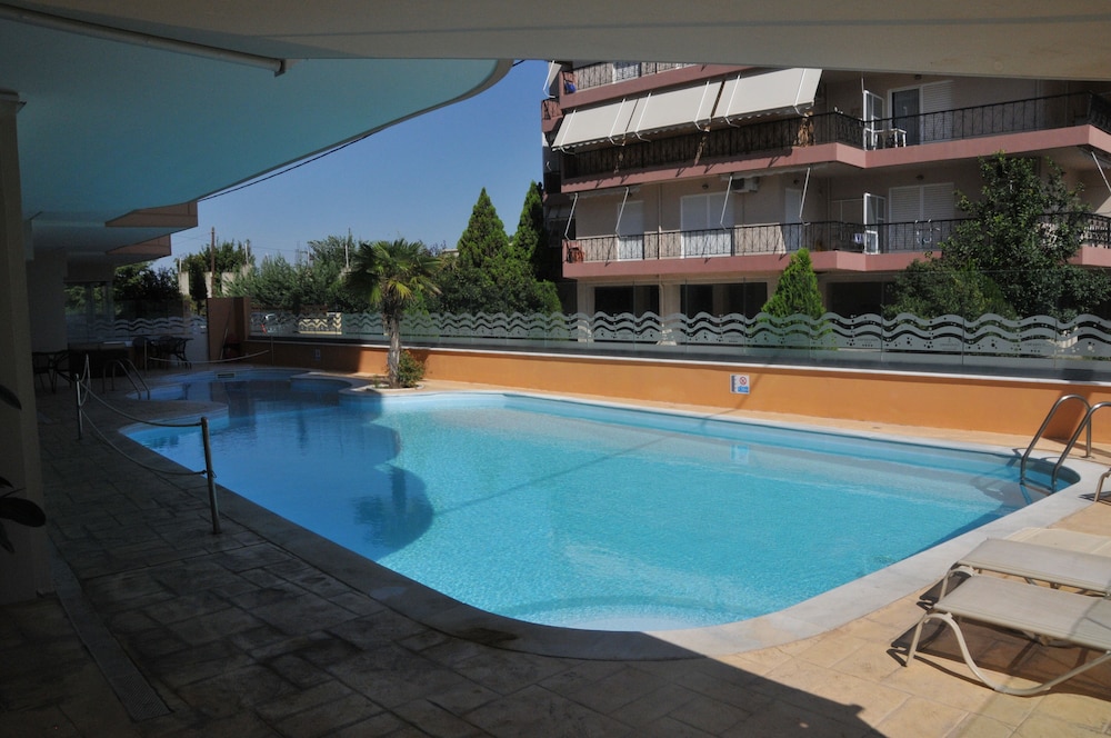 Philoxenia Hotel 40/75