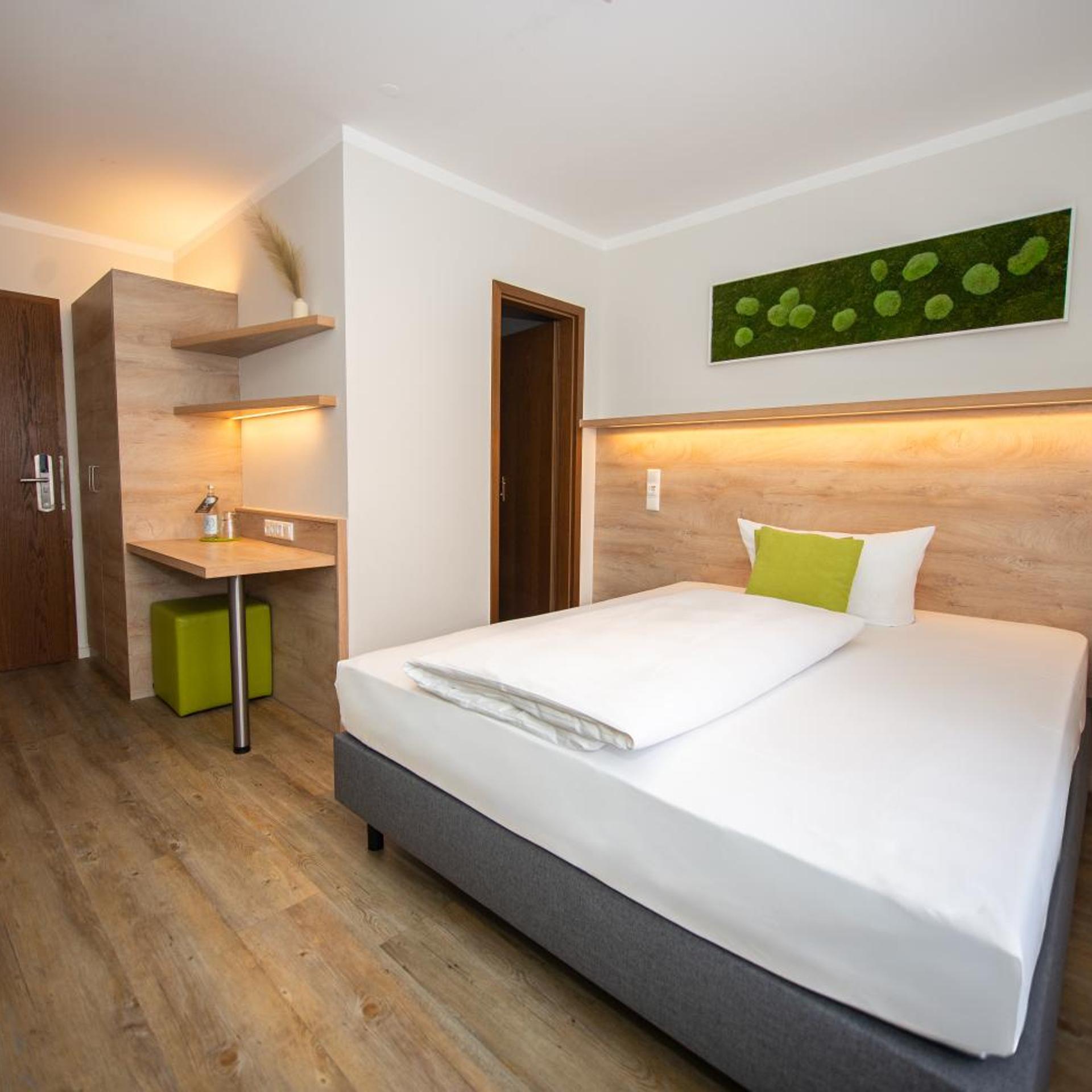 غرفة بسرير مزدوج، GOLDEN LEAF PERLACH ALLEE HOF 6/10