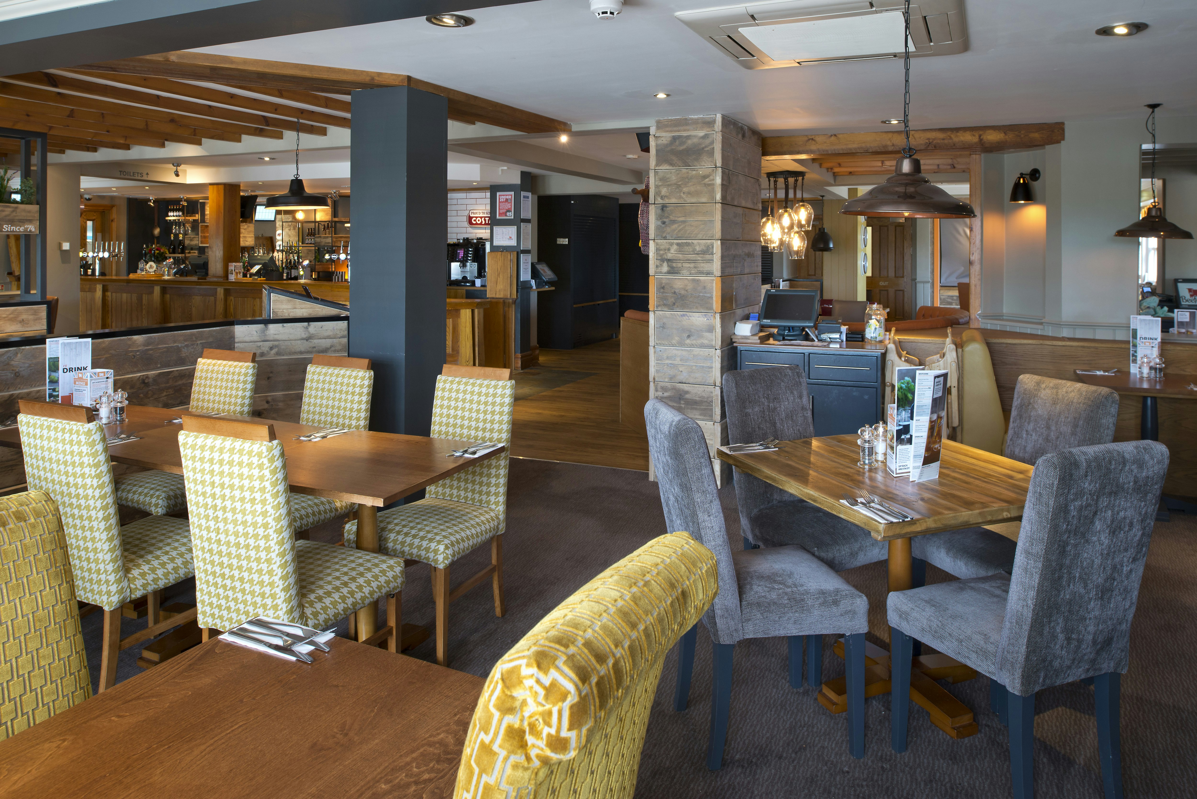 Premier Inn Frome 64/71