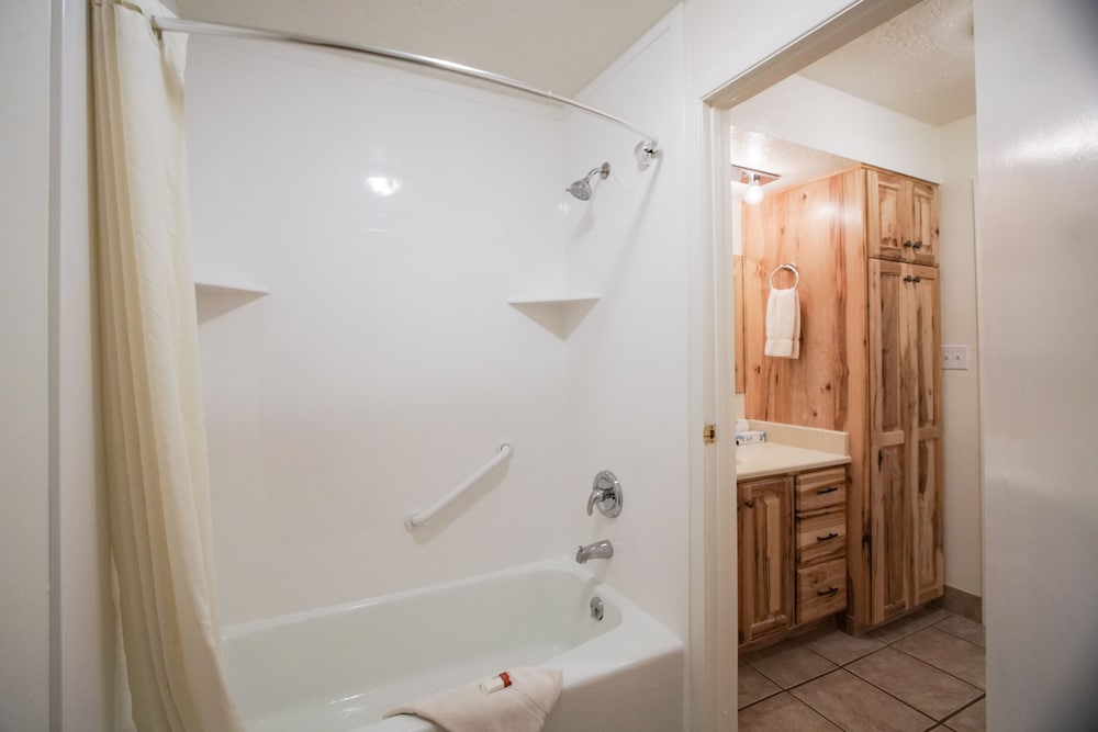 Multi Resorts at Bear Lake a VRI Resort 62/63