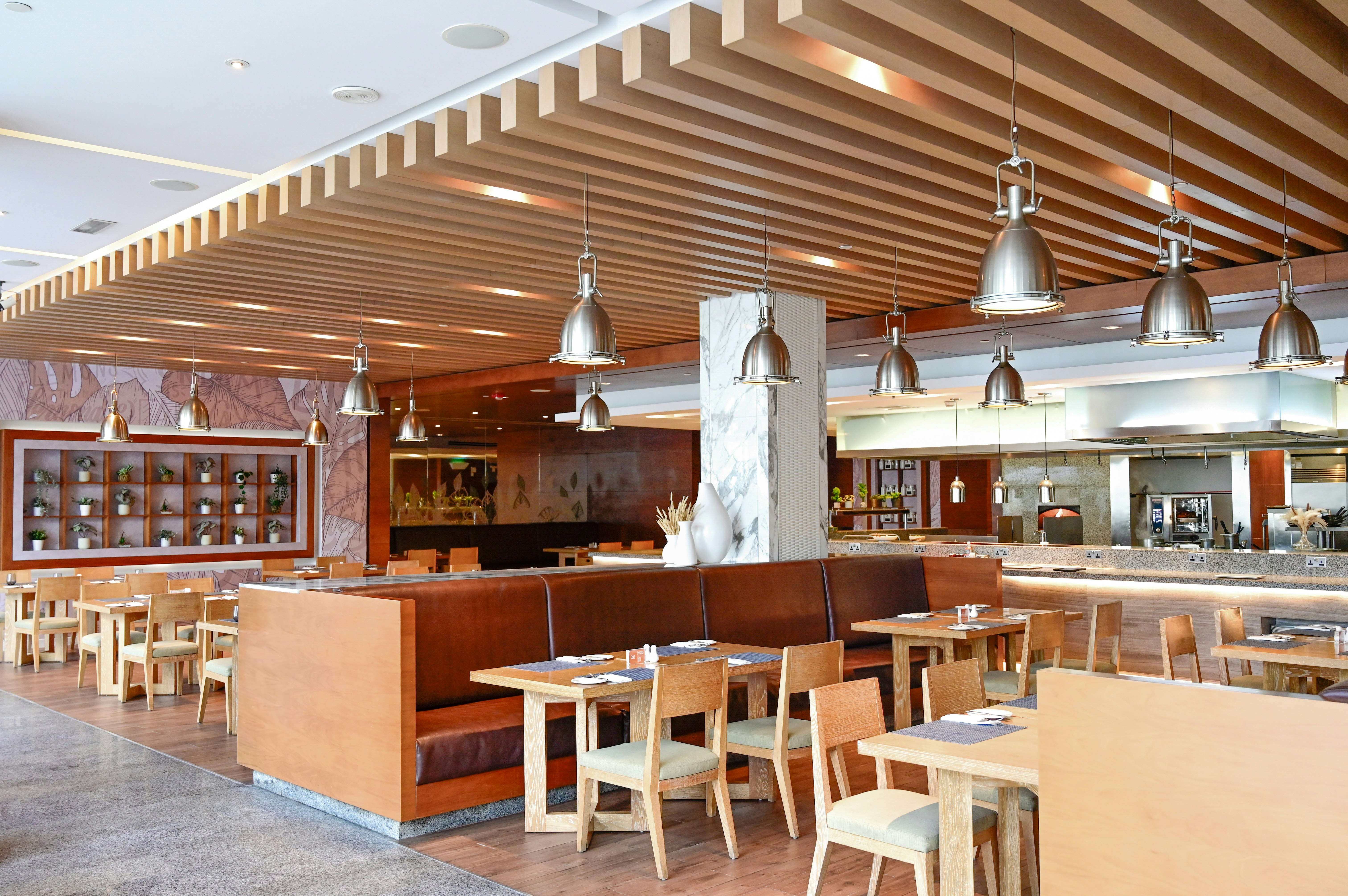 restaurant cafeteria