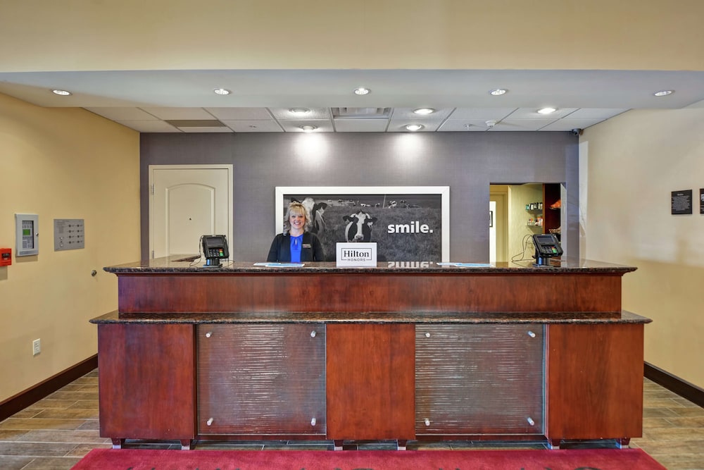 Hampton Inn & Suites Peoria At Grand Prairie Il 11/61