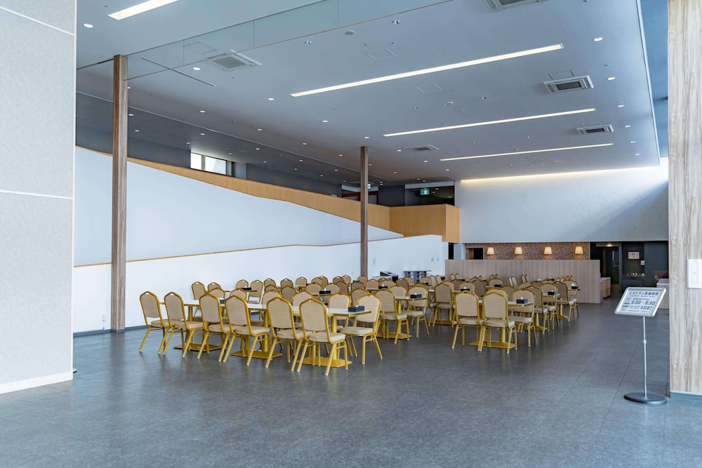 Kansai International Airport Hotel 11 33/54