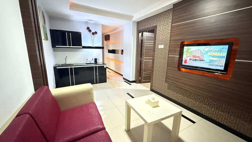 89 Hotel 67/86