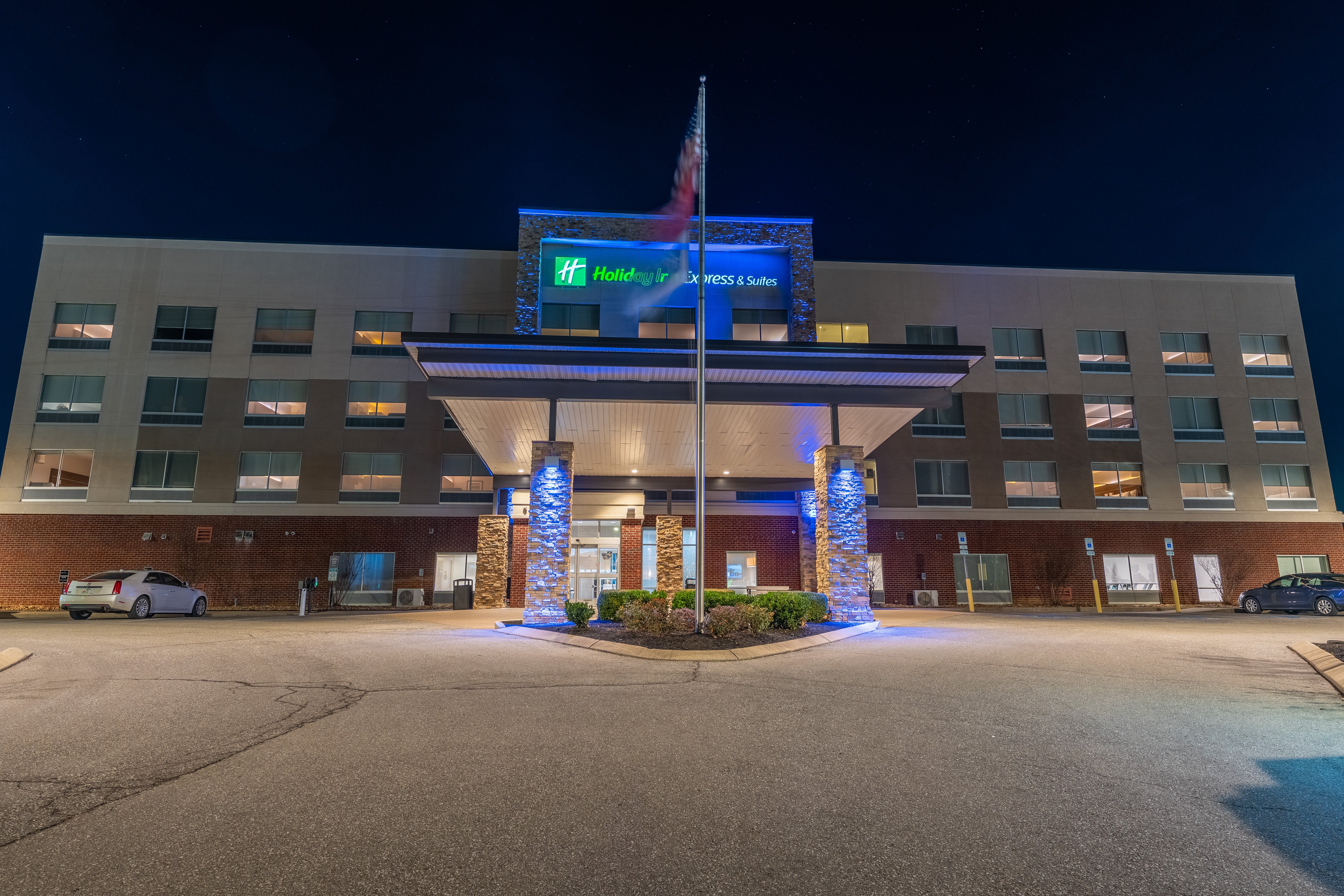 Holiday Inn Express Suites Nashville North Springfield 4/77